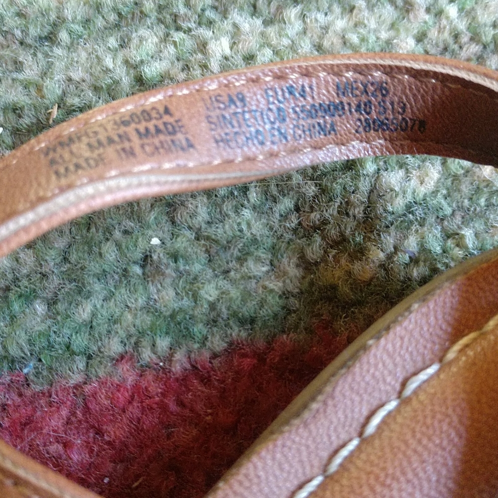 Size 8 - Picture 4 of 4
